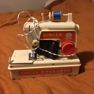 Singer Lockstitch Sewing Machine